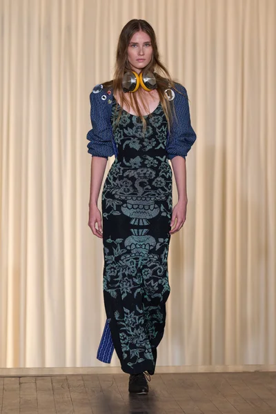 Look 22